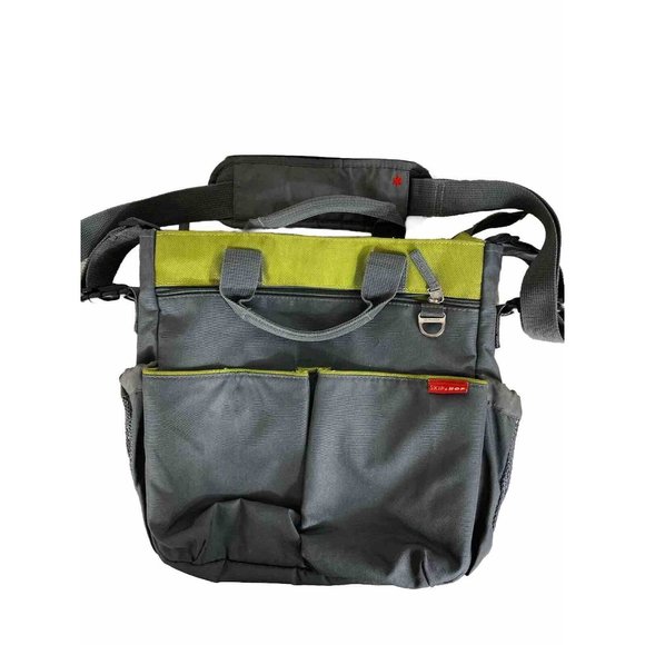 SKIP HOP DIAPER BAG Messenger Adjustable Duo Signature Grey & Green Changing Pad - Picture 1 of 15